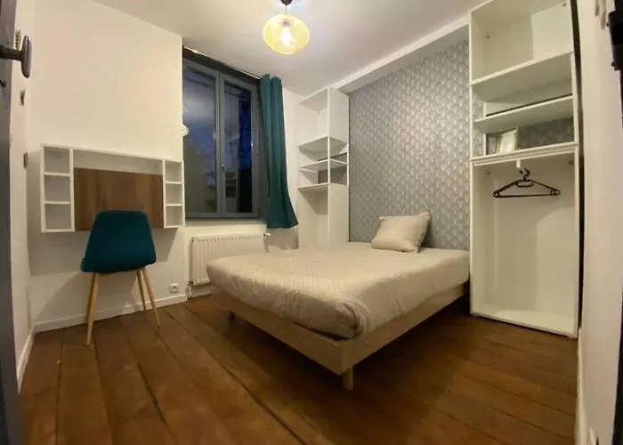 Colocation A Avec Terrasse Homestay